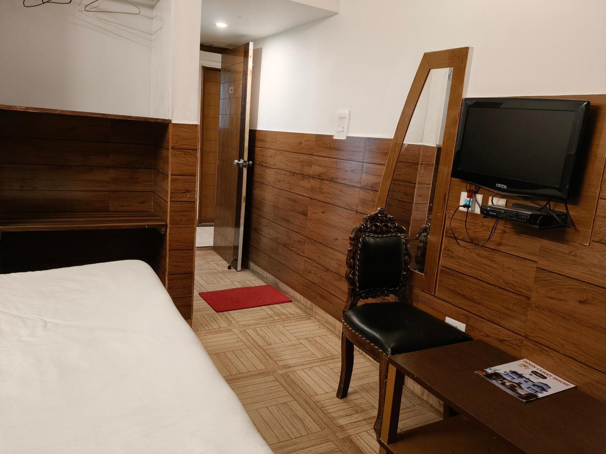 Hotel Kailash Residency Dehradun Exteriör bild