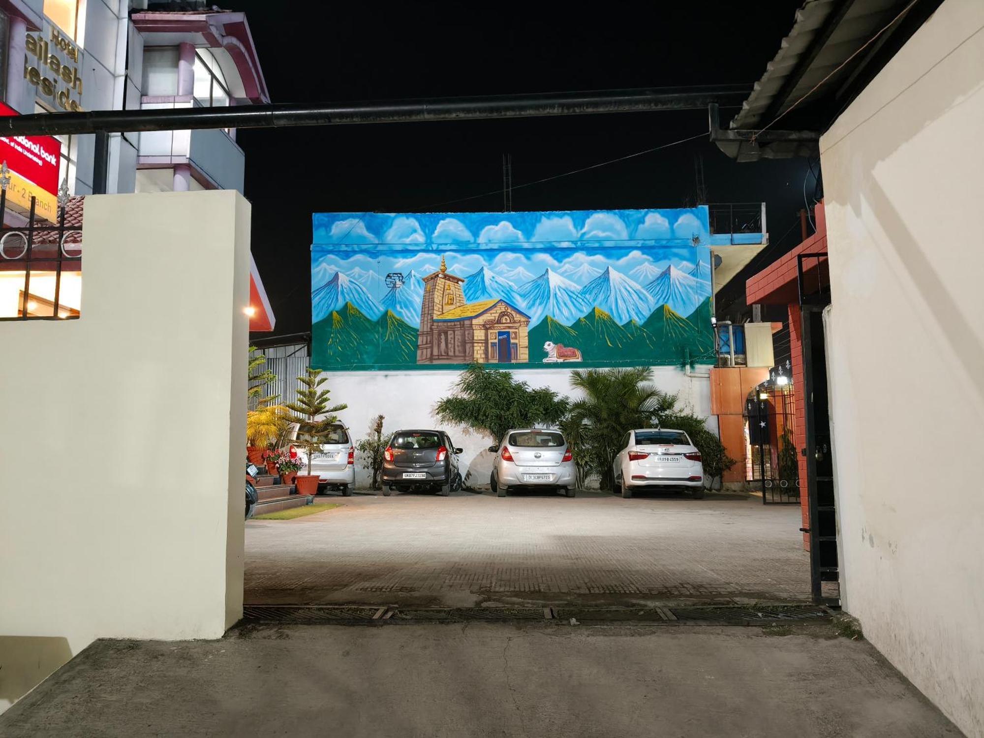 Hotel Kailash Residency Dehradun Exteriör bild